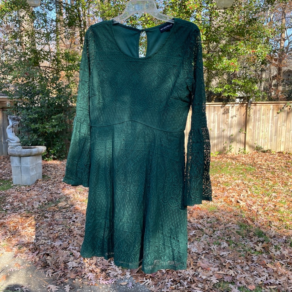 Size XL Elegant, Green Long Sleeve Lace Dress
